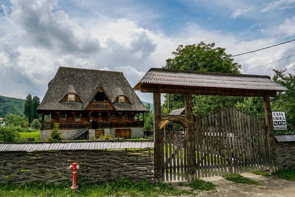 Casa Chira Hotel Vişeu de Sus Екстериор снимка